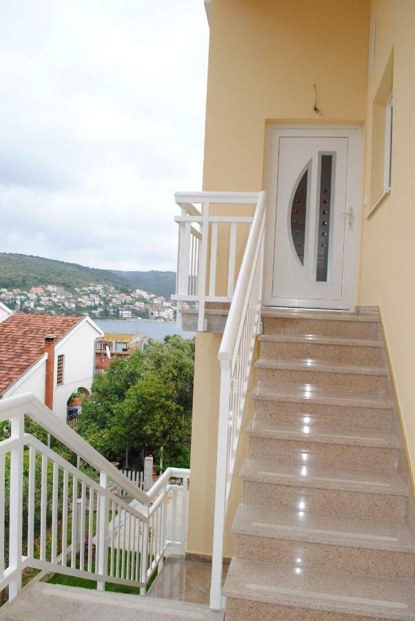 Ciovo Apartman *